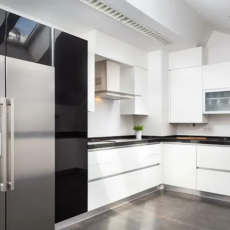 Finestay Vilhena Apartment *